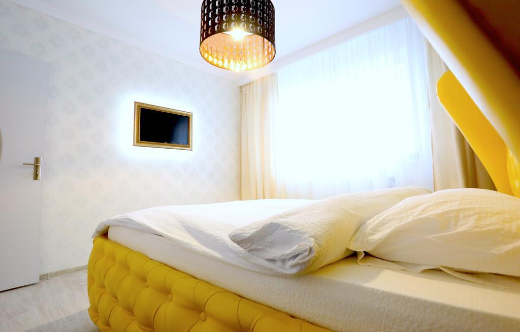 Soho Apartment Near Ceronav Galati  Room photo